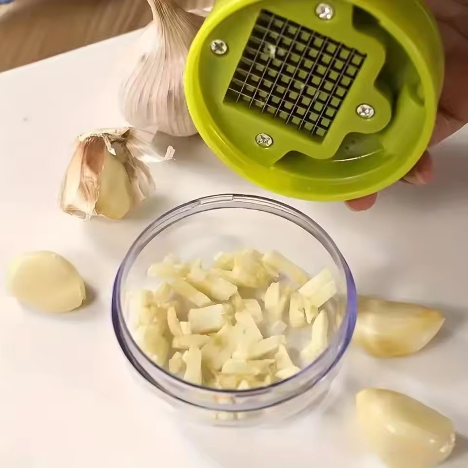 مفرمة ثوم يدوية مع صندوق تخزين - مراجعة Kitchen Gadgets Vegetable Cutter وسعره